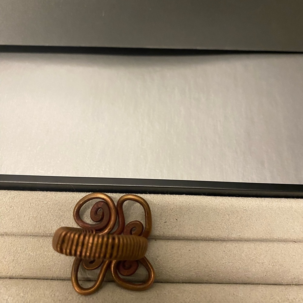 Four Women’s Rings - Picture 7 of 16